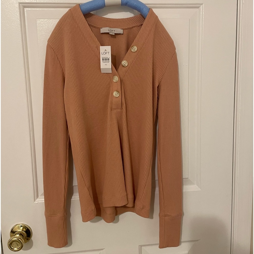 LOFT XS ribbed long sleeve shirt